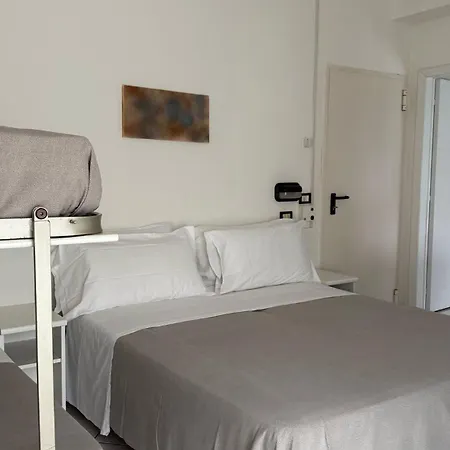 Guest house Ambassador Only - Self Check-in 3*