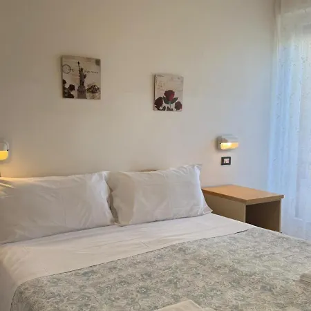 Pensión Ambassador Only - Self Check-in 4*