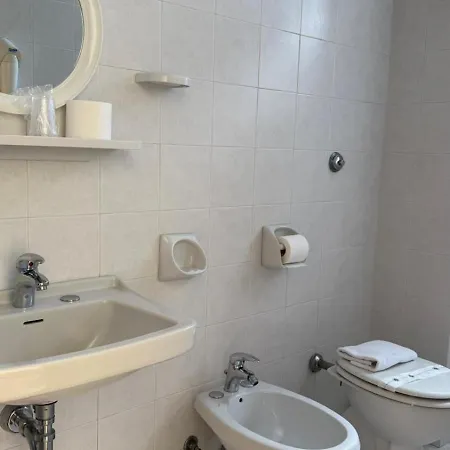 Guest house Ambassador Only - Self Check-in Cattolica