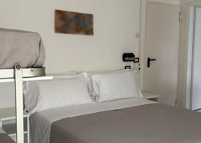 Πανσιόν Ambassador Only - Self Check-in 3*